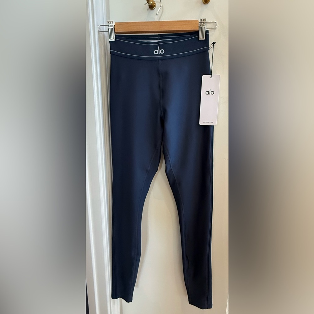 ALO Yoga Navy Airlift High-Waist Suit Up Leggings